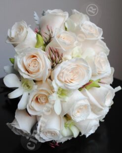 Somon Renkli Gül Gelin Buketi