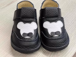 Papucei primii pasi,model picior pufos, piele naturala si in interior,barefoot