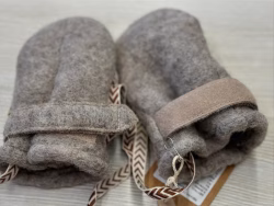 468242333_17926047974994074_2321663350846907830_n Manusi din lana pentru bebelusi 100% lana naturala