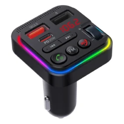 RGB FM трансмитер DIVA - BT1524 с Bluetooth, който ще прехвърли MP3 музиката от смартфона към колата. USB-C 2xUSB-A порта - 2