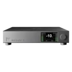 Préamplificateur Master Fideility NADAC-L vu de face avec le volume à -10dB et des barres verticales vertes qui indiquent que le volume est correct