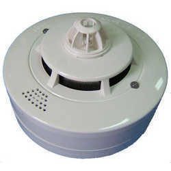 Optical ANALOGE ADDRESSABLE smoke detector mounted on the wall