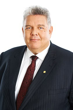 140616.nesbitt.richard.250x375