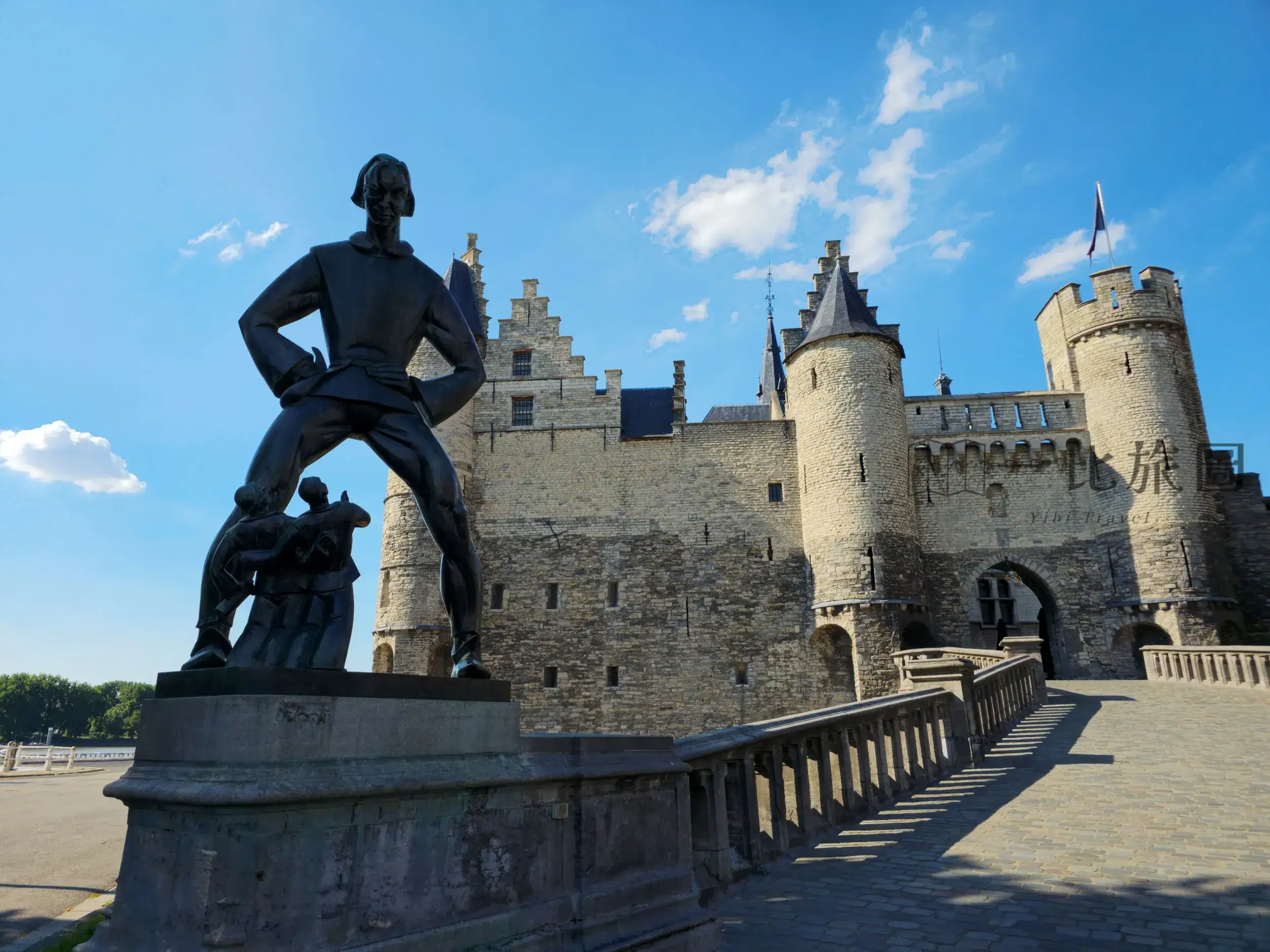 赫特斯廷城堡 Het Steen