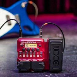 Zoom B1X Four Bass Multi-Effects Pedal (Red)