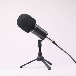 Zoom Dynamic Microphone for Podcasts, Voice-Overs, Interviews, Vocals, and More, High SPL Capability, Sturdy Metal Body, and Large Diaphragm - Image 2