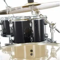 Yamaha RYDEEN RDP2F5 Acoustic Drum Set With Hardware - Black Glitter