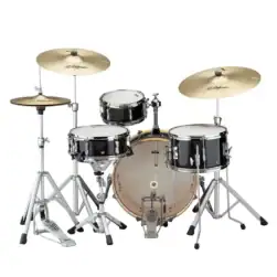 Yamaha SBP0F4H Stage Custom Hip Acoustic Drum Kit With Hardware - Raven Black - Image 4
