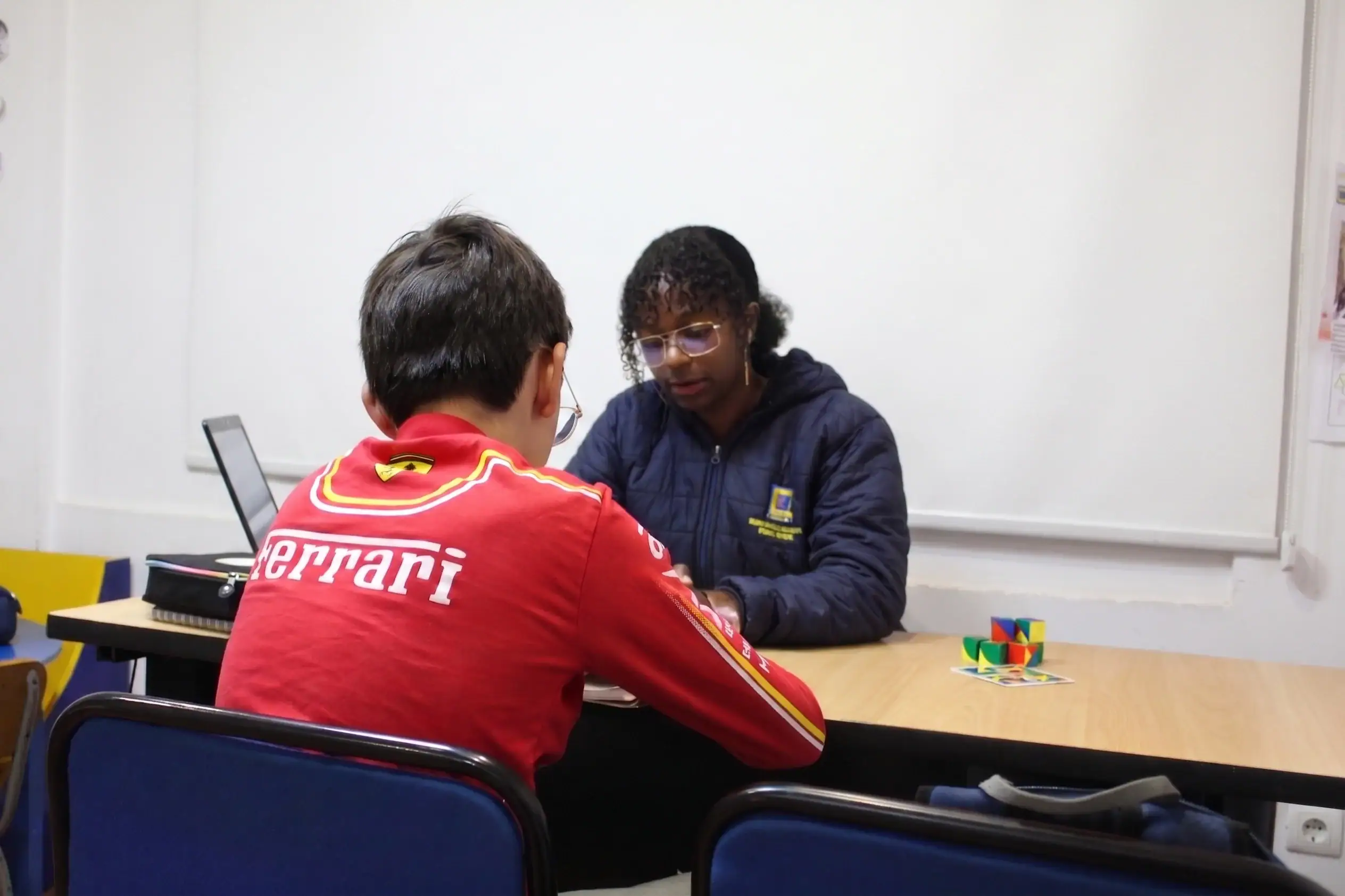 Terapia con Legos y ABA para niños con TEA CECIT