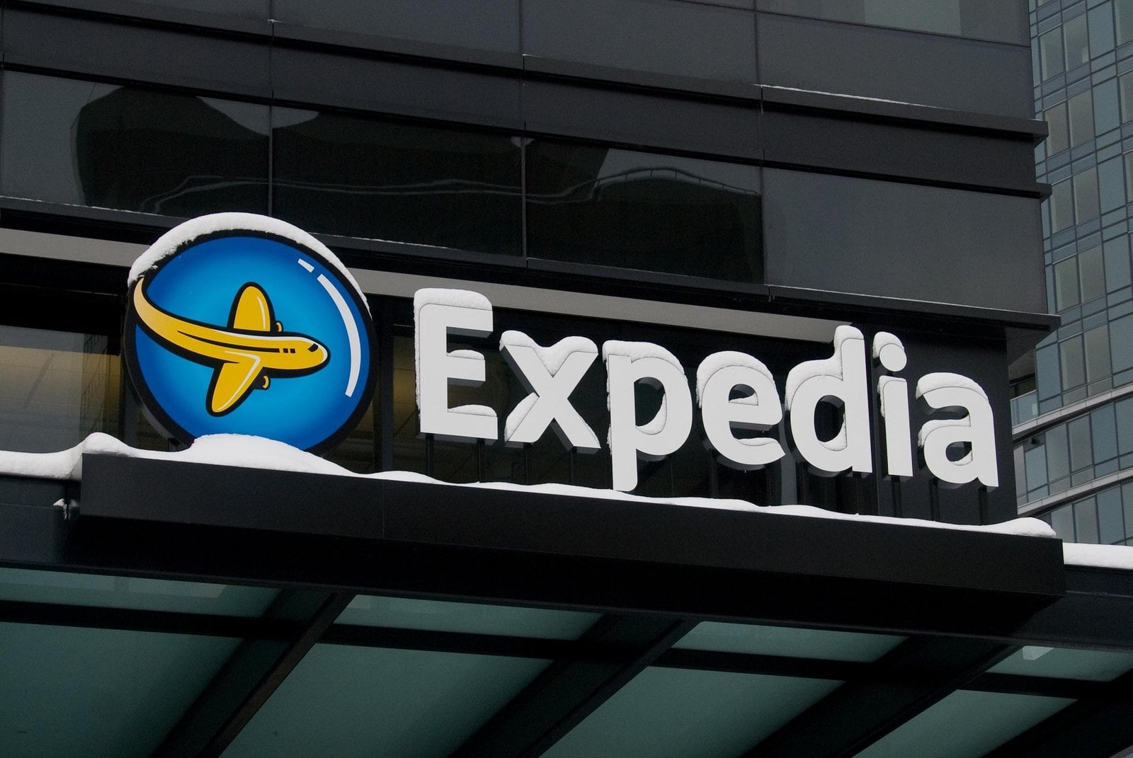 In-Depth Look at Expedia Link Schemes [LinkResearchTools]