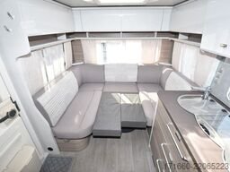 BÜRSTNER Averso 490 TS Solar Mover Markise – Image 26