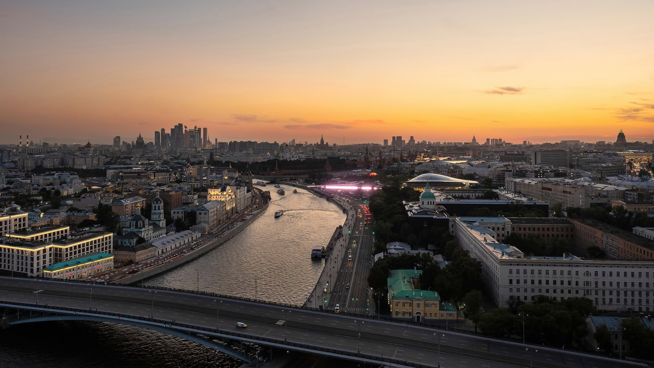 Вид из окна. Москва