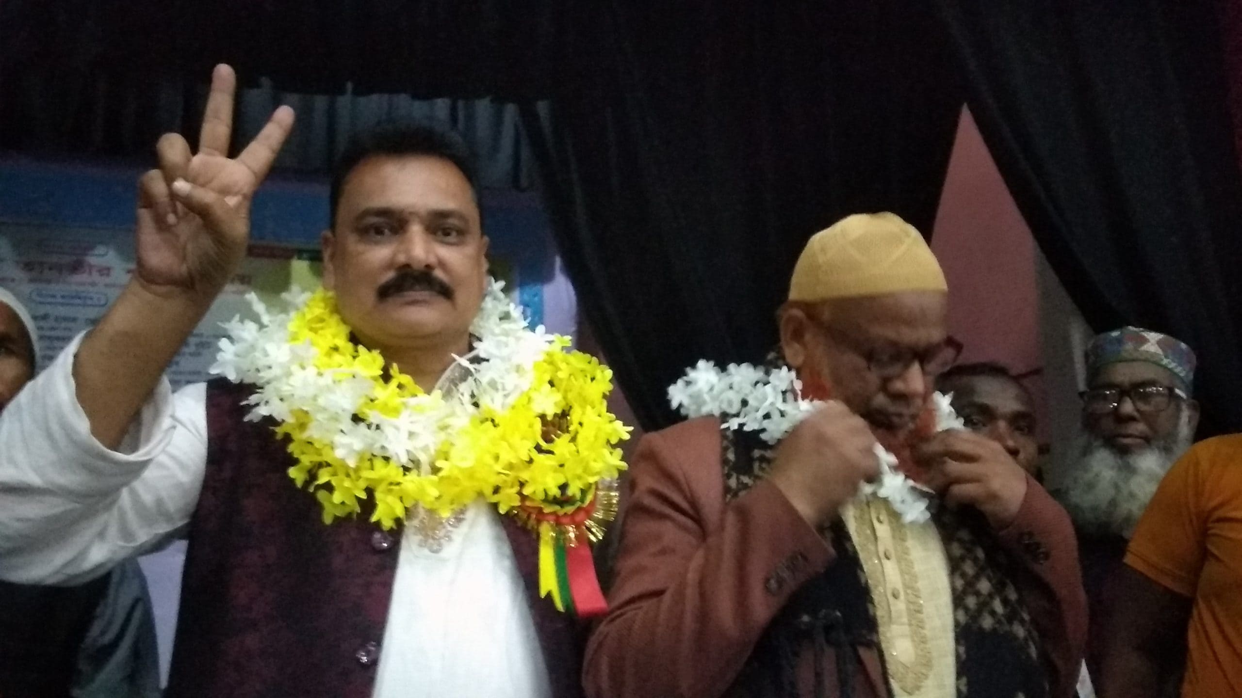 কাজিপুর উপজেলা কৃষক লীগের সম্মেলন সভাপতি বাবলু সাধারণ সম্পাদক শাহ আলম