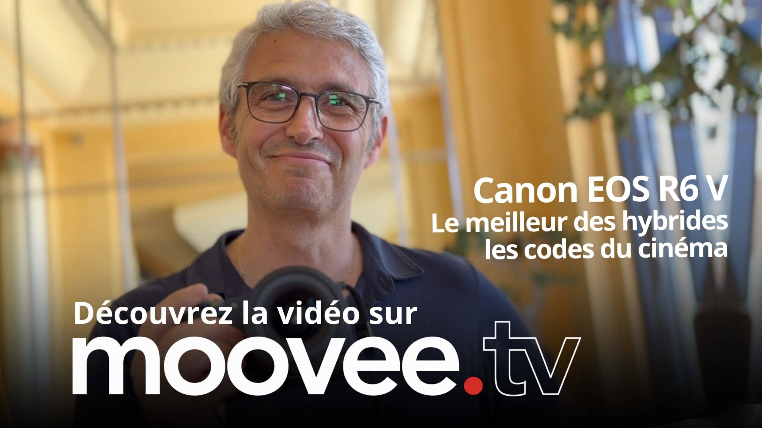 Jacky Carré, chef produit Photo chez Canon France, présente l'EOS R6 V, la nouvelle caméra incontournable des créateurs vidéo.