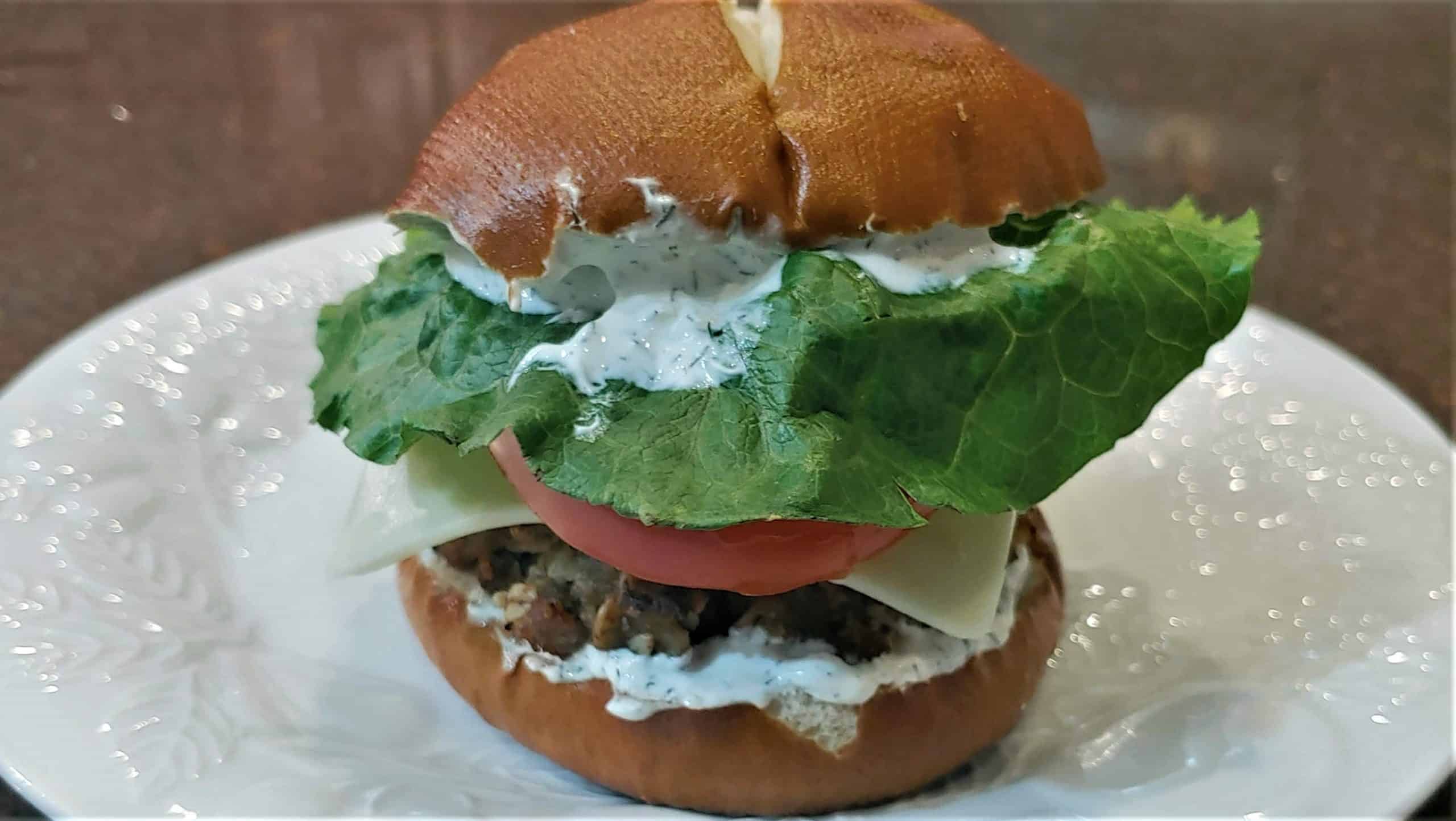 juicy turkey burgers - Dining in with Danielle