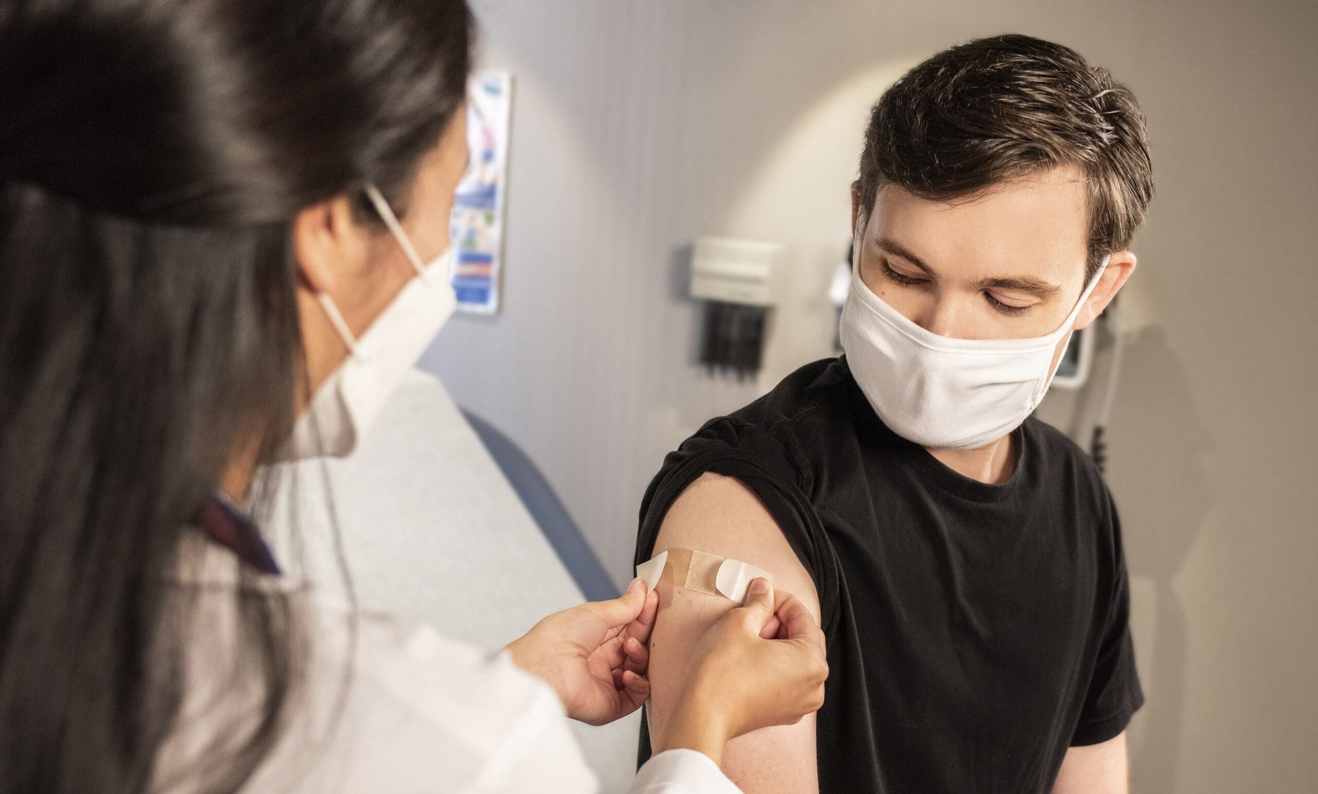 Ontario Providing Free Flu and COVID-19 Vaccines Across the Province