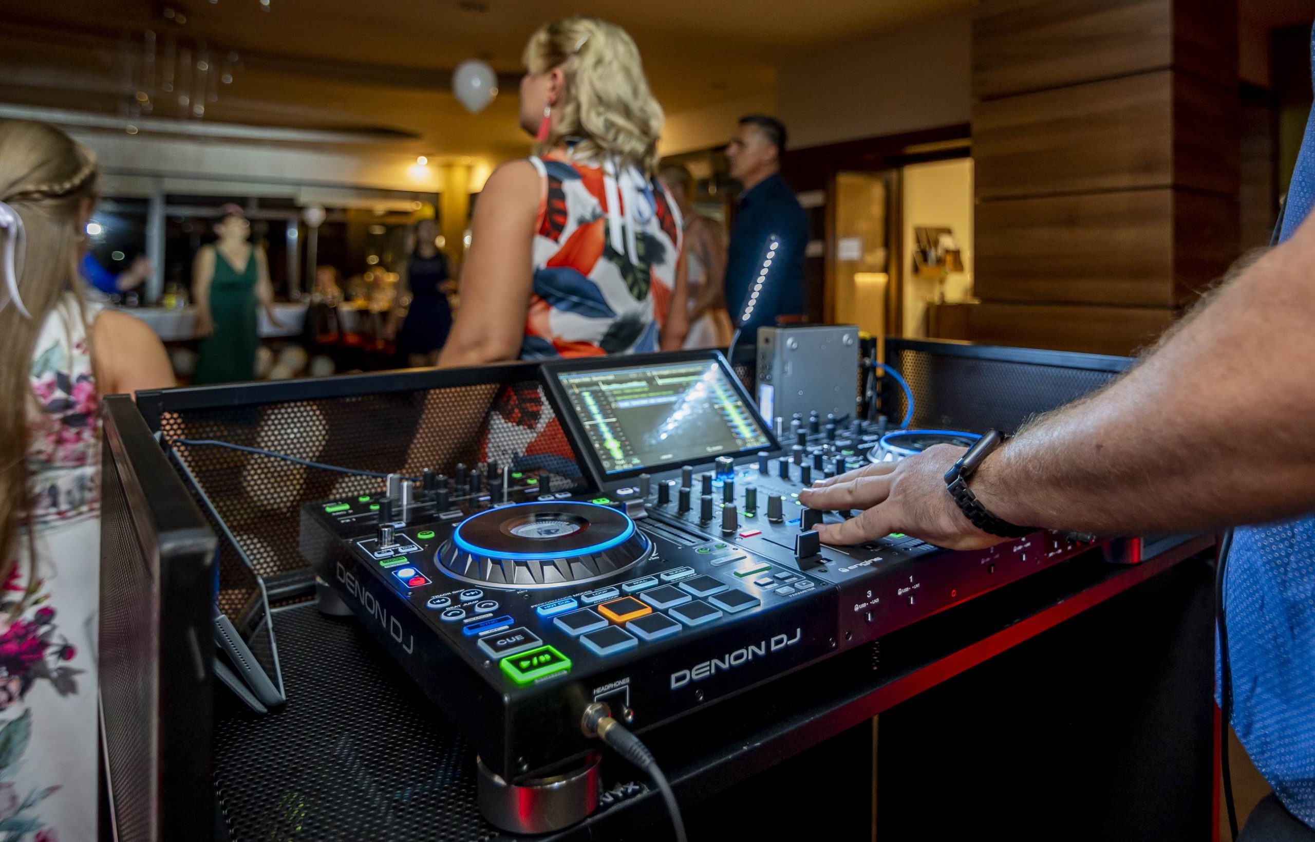 esküvő dj esküvőre DJ