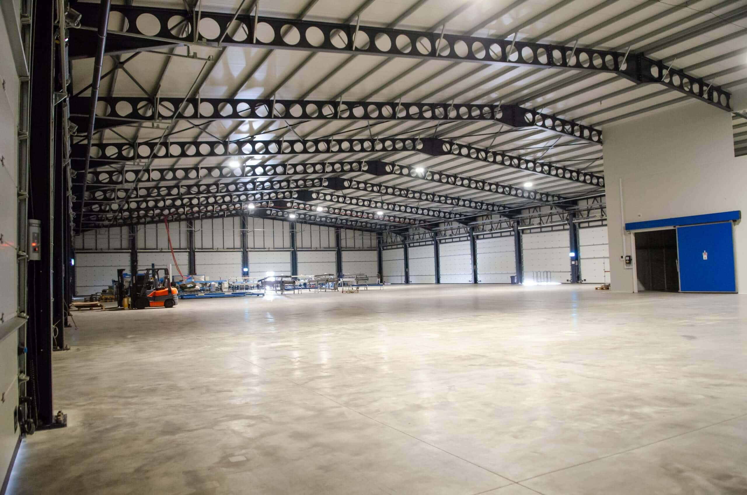 5.Steel-Buildings_Novatec_3558-scaled