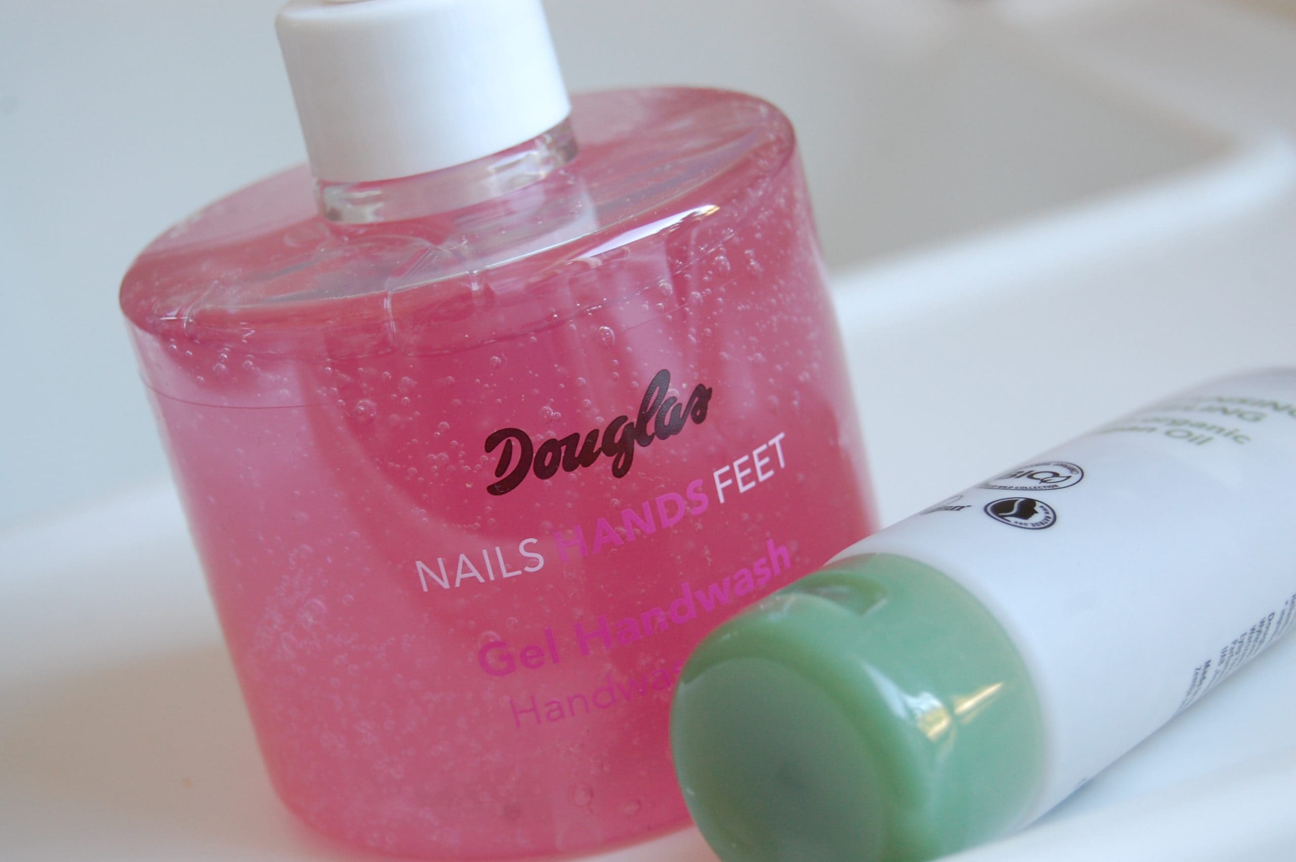 Douglas Nails Hands Feet en Douglas Naturals