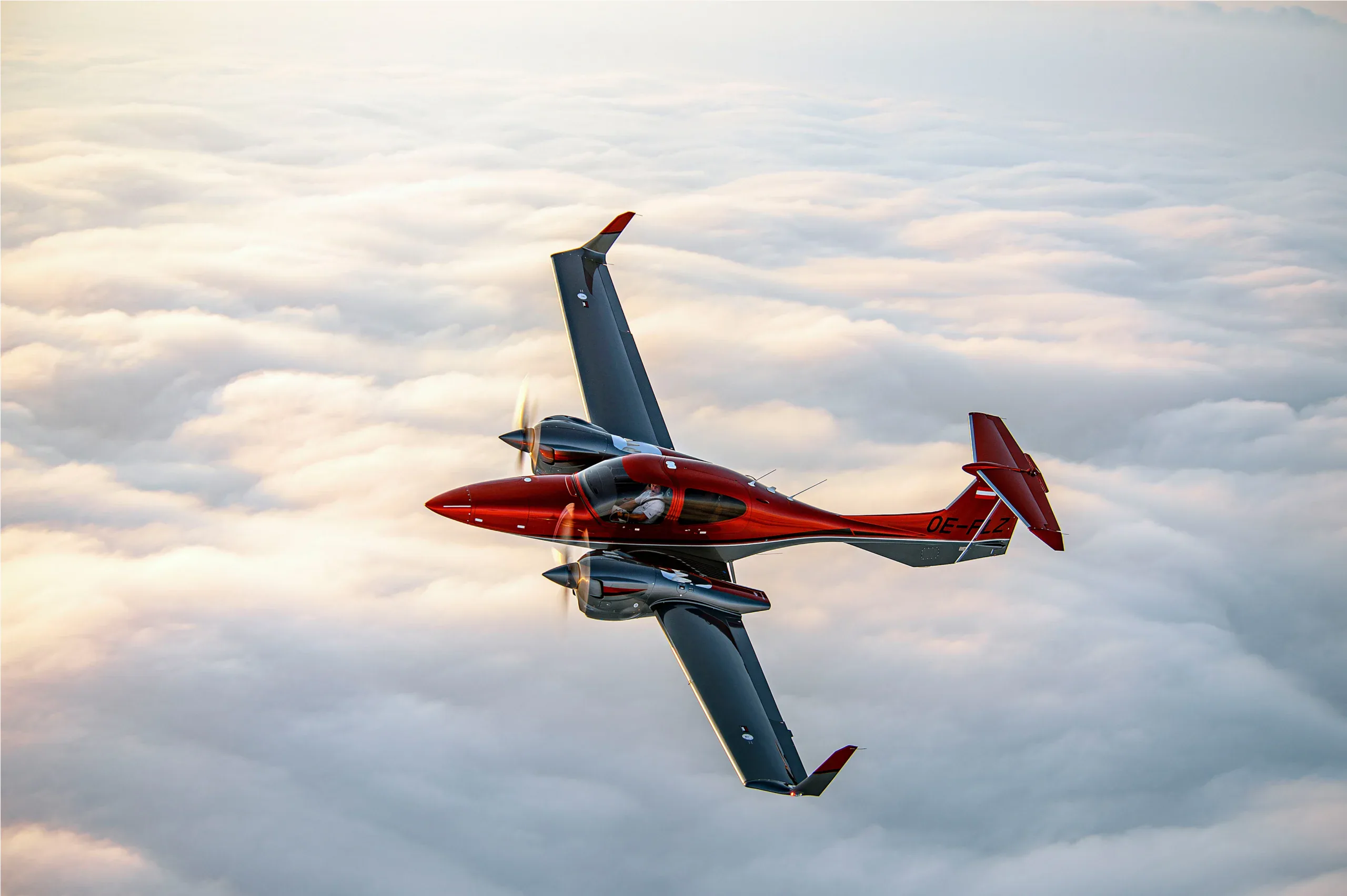 Diamond DA42-VI twin-engine aircraft