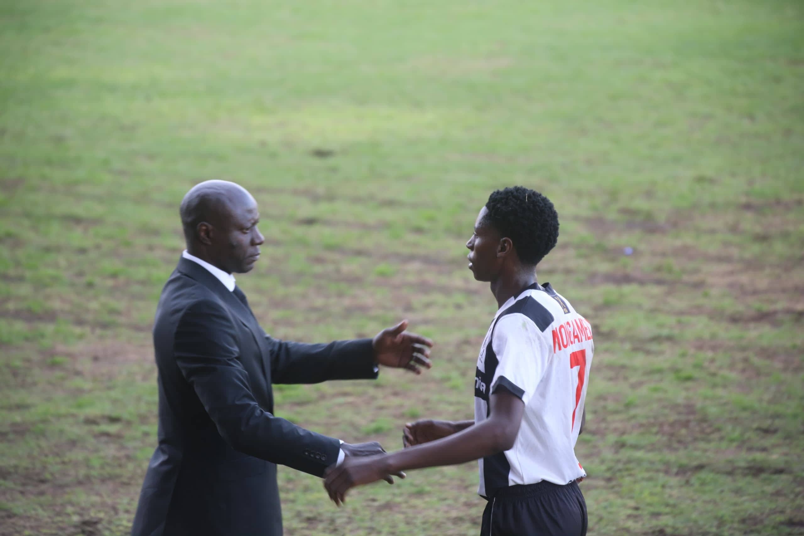 Benjani Mwaruwari & Mongameli Tshuma Benjani Mwaruwari and Mongameli Tshuma at Barbourfields Stadium