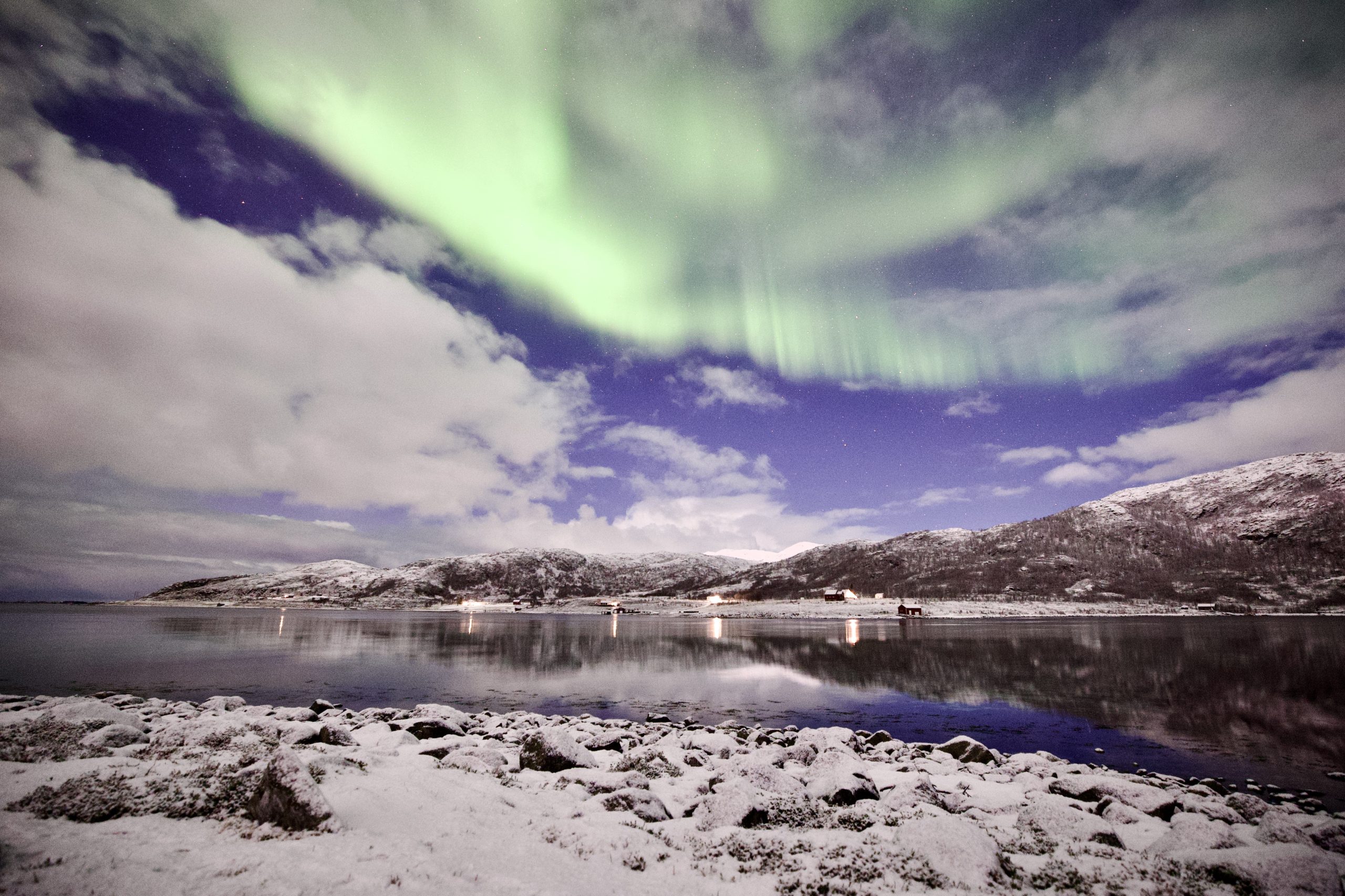 Nordlichter am Skarsfjord mit Northern Horizon Nordlichter am Skarsfjord mit Northern Horizon