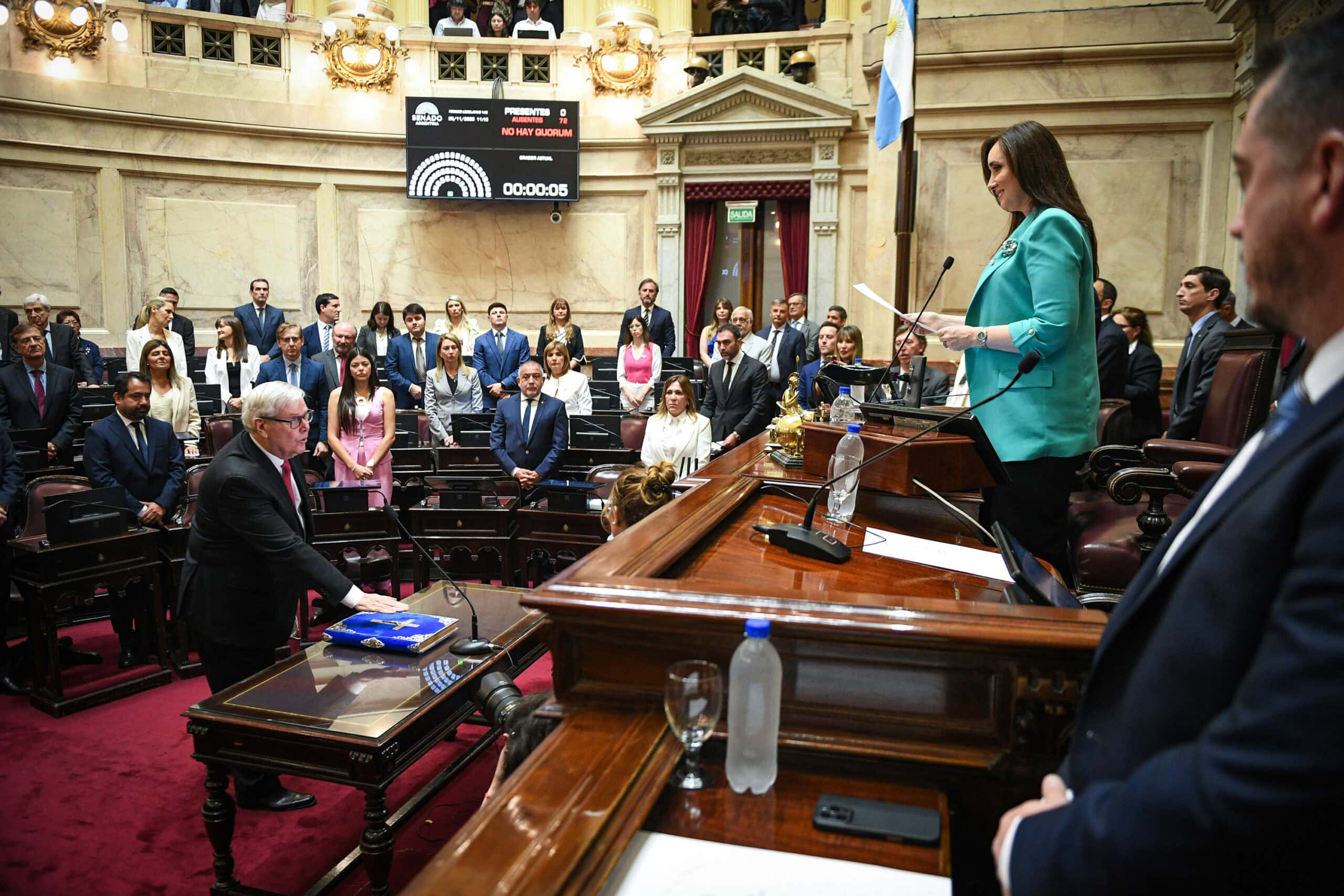 El Senado de la Nación formalizó la incorporación de los legisladores electos y renovó sus autoridades administrativas