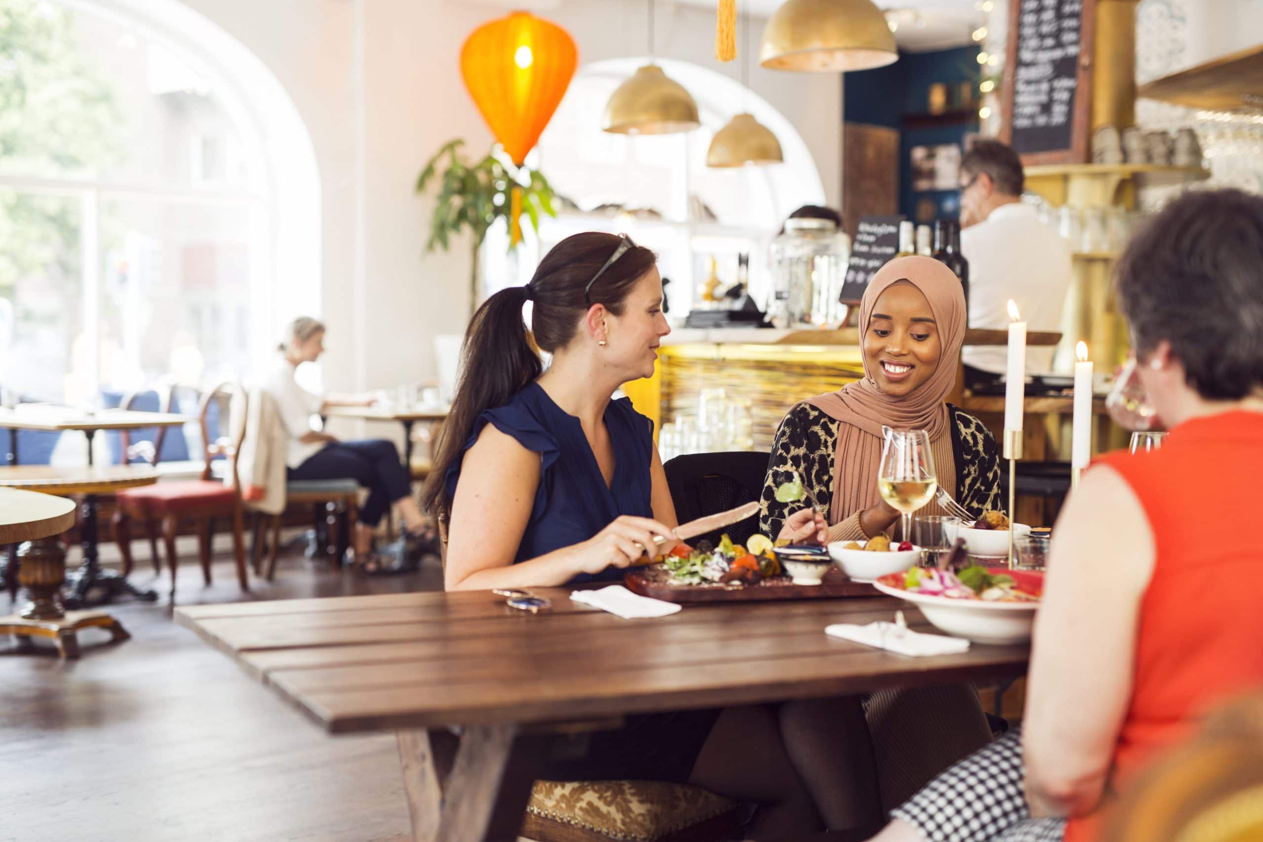 18 Top Restaurants you should try in Sharjah 6 Restaurants in Sharjah