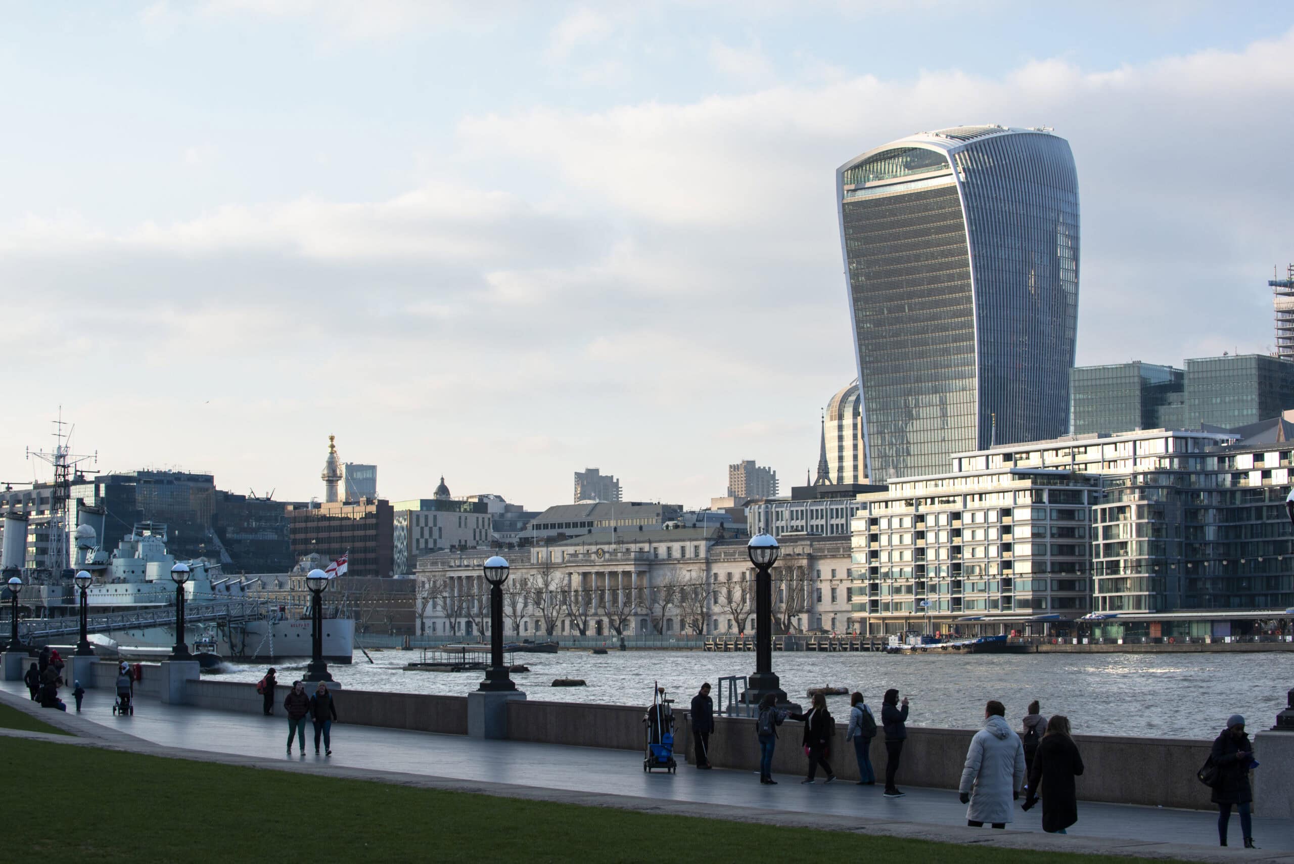 view thames river london city scaled