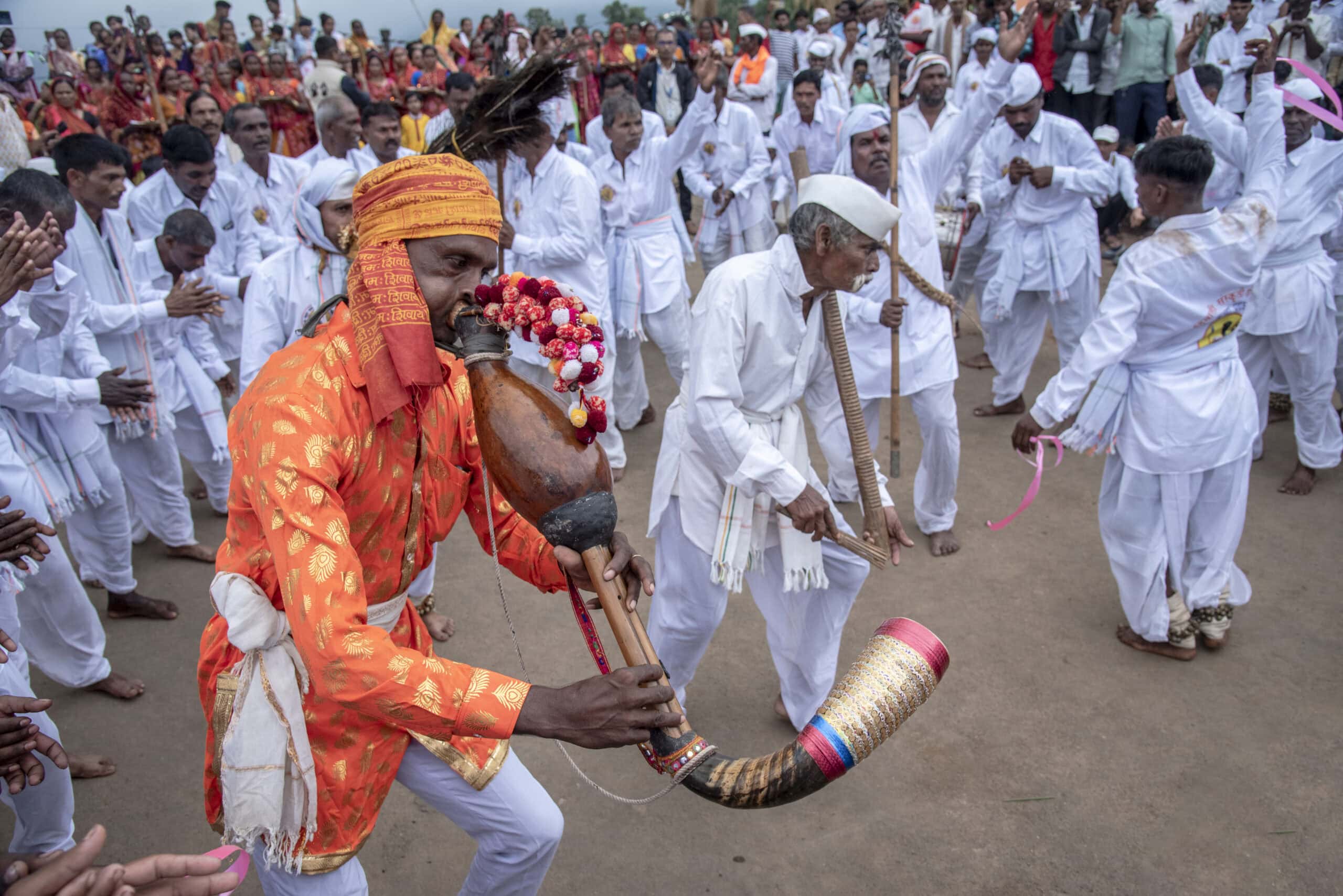 Tarpa Dance