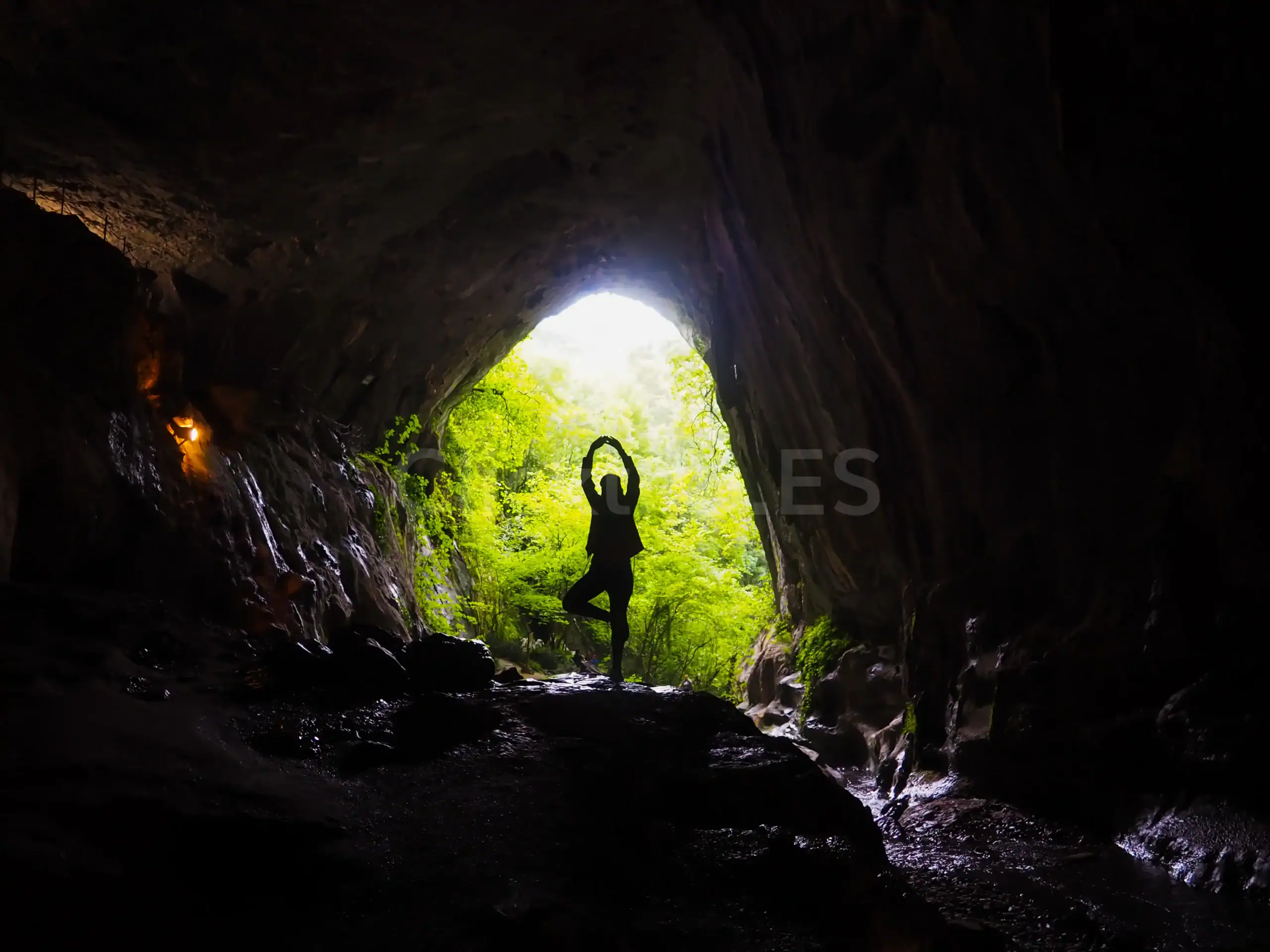 Interior Cuevas Zugarramurdi_Ruta 3 días por Navarra_ClickTrip