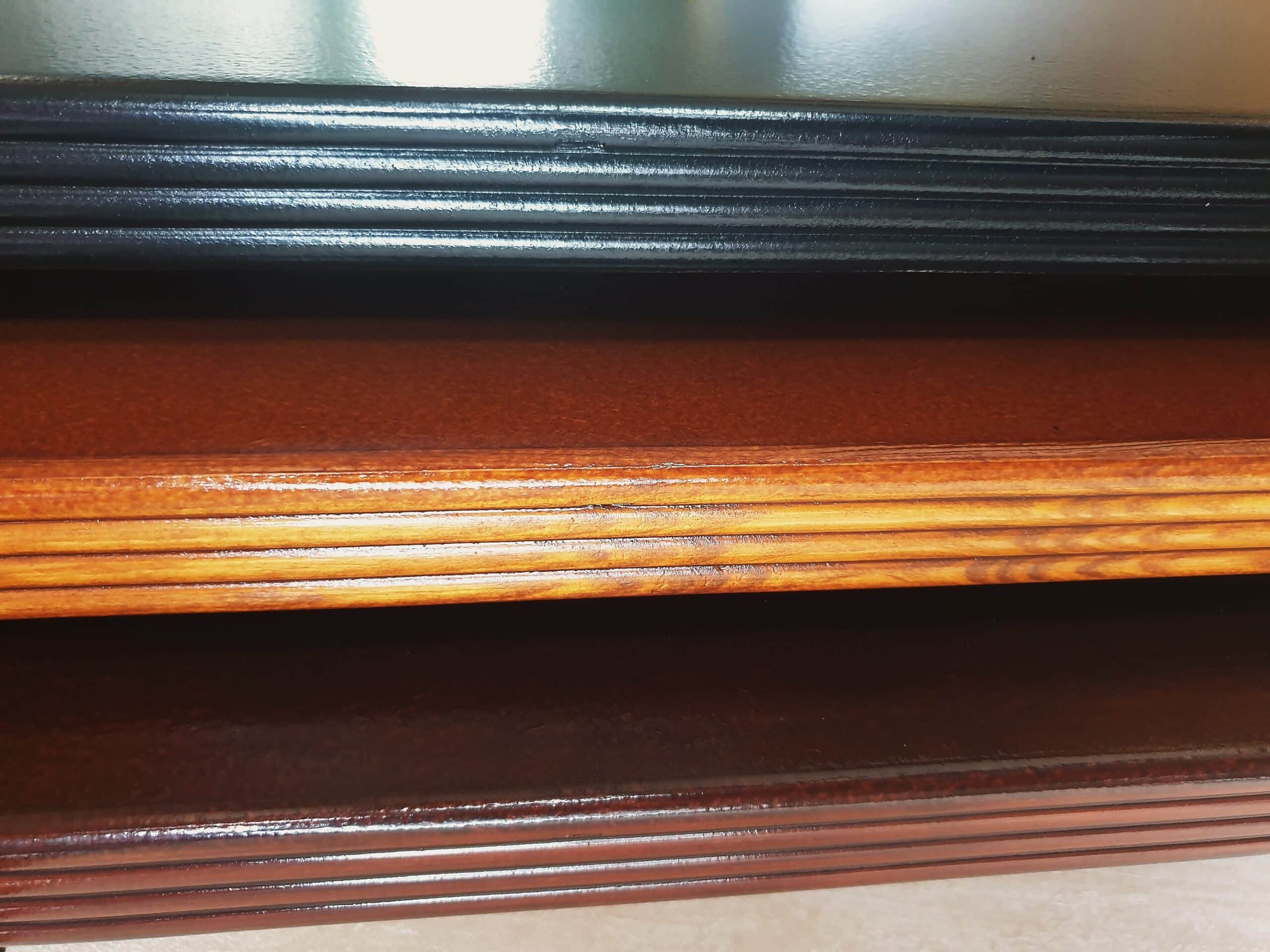 Bar top colours