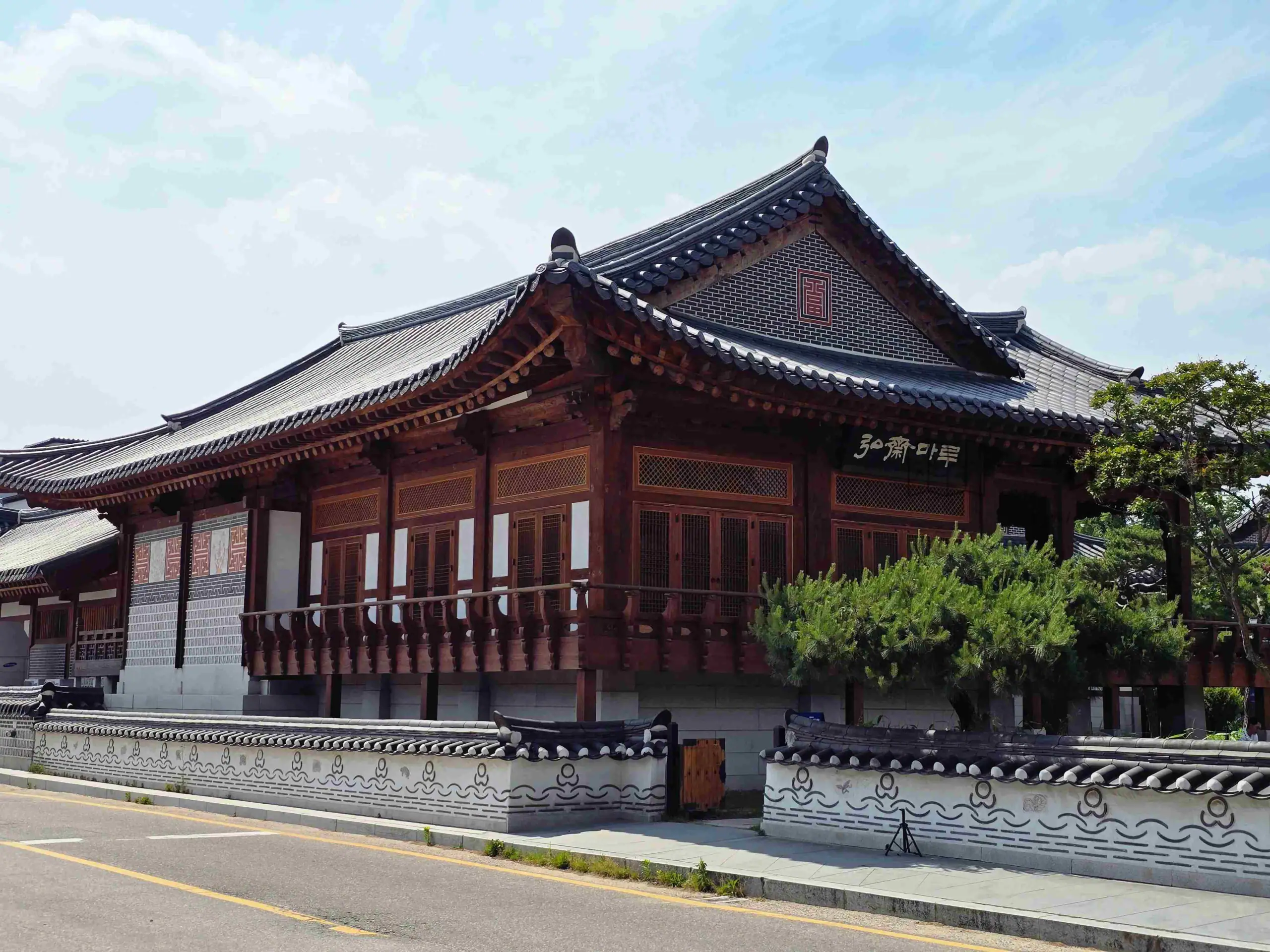 行宮路商圈 Haenggung-dong Street