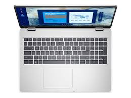 Portátil de oficina moderno con pantalla abierta mostrando una interfaz digital, ideal para trabajos informáticos y tecnología en Guatemala.