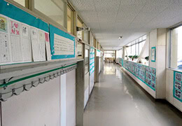 学校・保育園・幼稚園・学習塾など教育施設への防犯カメラ・監視カメラ・セキュリティシステム設置イメージを見る。