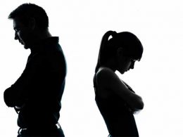 Làm sao để ly hôn khi chồng không đồng ý?