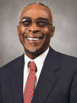 Robert-Farmer