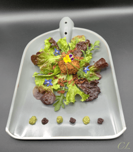 Œuf en croûte de Noix Dressage Salade
