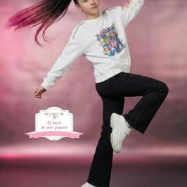 Chándal fino 2pzas KPOP rosa con detalles blancos