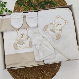 set 8 pzs capa sabanas cuna  patucos manopla beig