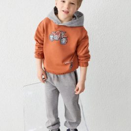 Chándal con sudadera capucha moto MAYORAL
