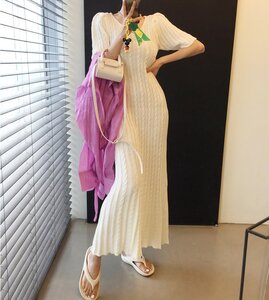 브이넥 반팔 원피스