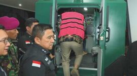Kejaksaan Agung menetapkan tiga tersangka dalam kasus dugaan korupsi tata kelola pertambangan mineral bukan logam yang melibatkan PT Putraprima Mineral Mandiri (PT PMM) periode 2018–2026. Penetapan dilakukan oleh penyidik Jampidsus setelah mengumpulkan alat bukti dan memeriksa sejumlah saksi. 