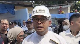Wali Kota Bandung Muhammad Farhan menargetkan tarif hanya Rp7.000 dengan angkot beralih menjadi feeder berbasis kendaraan listrik.