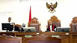 Sidang praperadilan, Kejagung sebut penggeledahan rumah eks Wakil Kepala BGN dilakukan karena kondisi mendesak guna mengamankan barang bukti. 