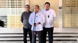 Kejagung kembali dalami dugaan korupsi MBG, 16 saksi diperiksa. 