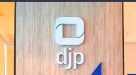 Direktur Jenderal Pajak Bimo mengingatkan masyarakat, untuk berhati-hati terhadap penawaran meterai dengan harga di bawah ketentuan.
