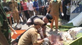 Polsek Cisompet mengamankan seorang pria berinisial AS (28) yang diduga terlibat dalam kasus penganiayaan hingga menyebabkan seorang warga meninggal dunia. 