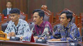Tiga Pemohon meminta MK menyatakan secara materiil bahwa status Ibu Kota Negara Republik Indonesia telah beralih ke Nusantara sejak disahkannya UU Nomor 3 Tahun 2022 tentang Ibu Kota Negara. Poto dok. MKRI
