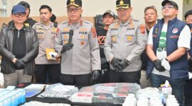 Kapolda Jawa Barat, Irjen Pol. Hengki, mengatakan pengungkapan kasus tersebut bermula dari penangkapan seorang tersangka di Kilometer 125 Tol Purbaleunyi. Poto.Dok Humas Polda Jabar. 